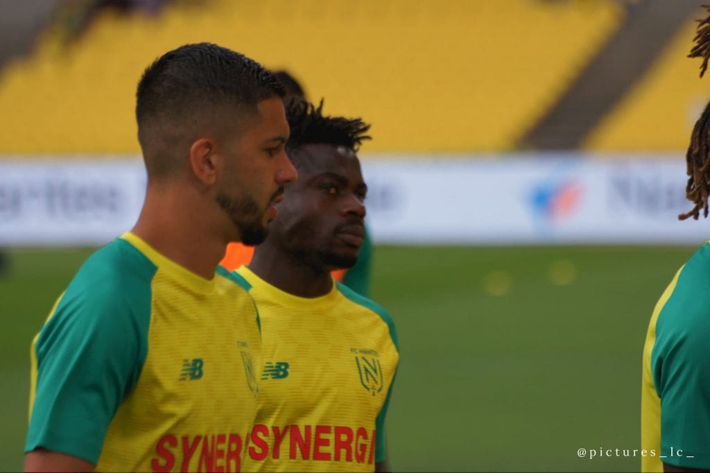 Louza-et-simon-en-échauffement-avant-match