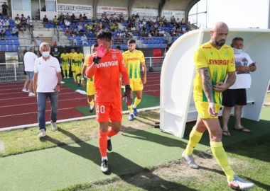 charly-jan-quitte-fc-nantes-iconsport