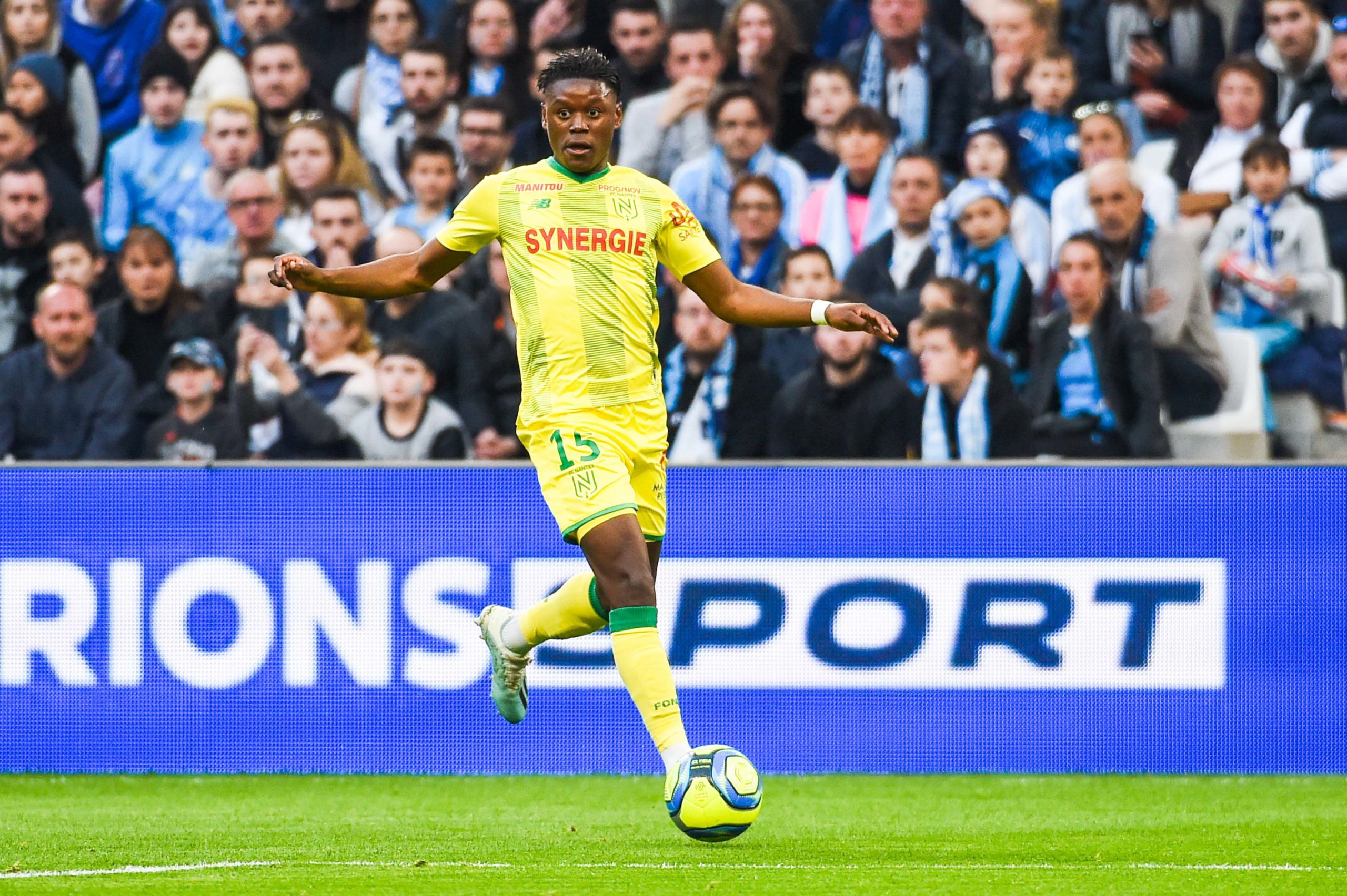 FC Nantes. Menés au score, les Canaris prennent l'eau - Actu Foot et ...