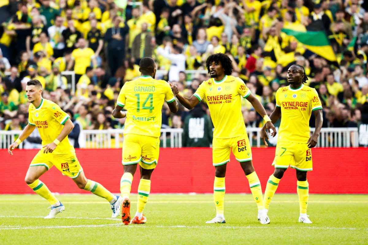 Coffret Cadeau FC Nantes - Match En Duo : 2 Places Pour Vibrer Au Stade De La Beaujoire !