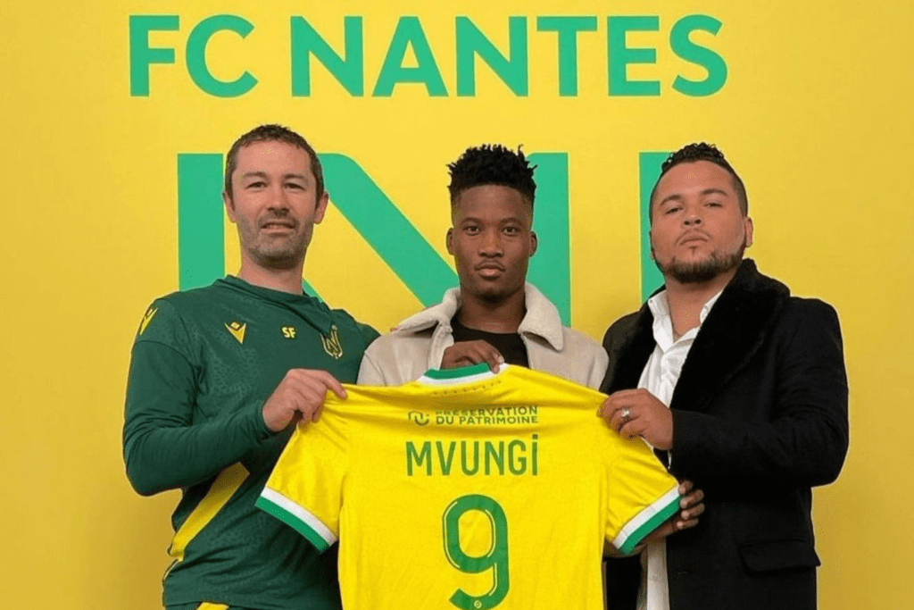 FC Nantes : un milieu tanzanien débarque pour renforcer la réserve