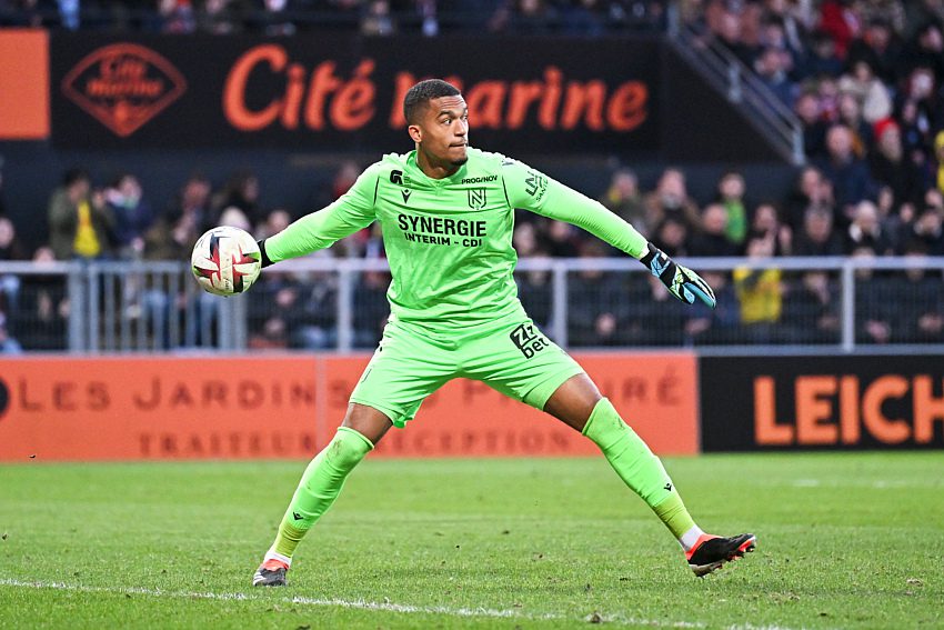 FC Nantes – Lafont serait courtisé par Brest et le Panathinaikos