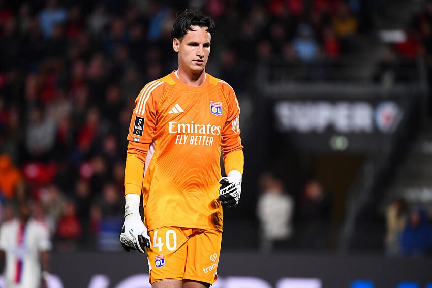Ex-FC Nantes. Après 3 clean-sheets, Rémy Descamps concède ses premiers buts de la saison face au Stade Rennais