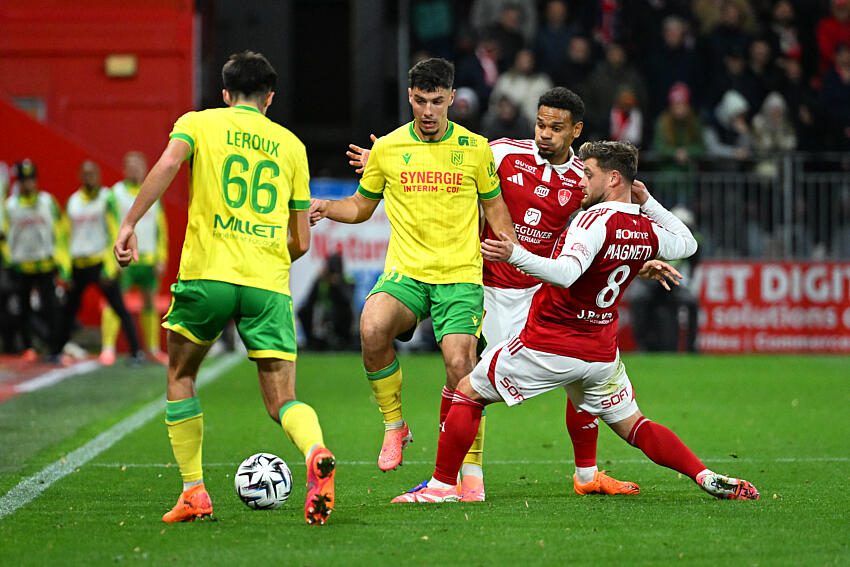 Stade Brestois – FC Nantes : les Canaris enchaînent un troisième match nul