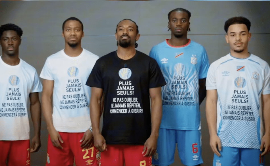 Vidéo. Moutoussamy et Elia unis avec l’équipe nationale de la RD Congo pour tous les morts dans leur pays