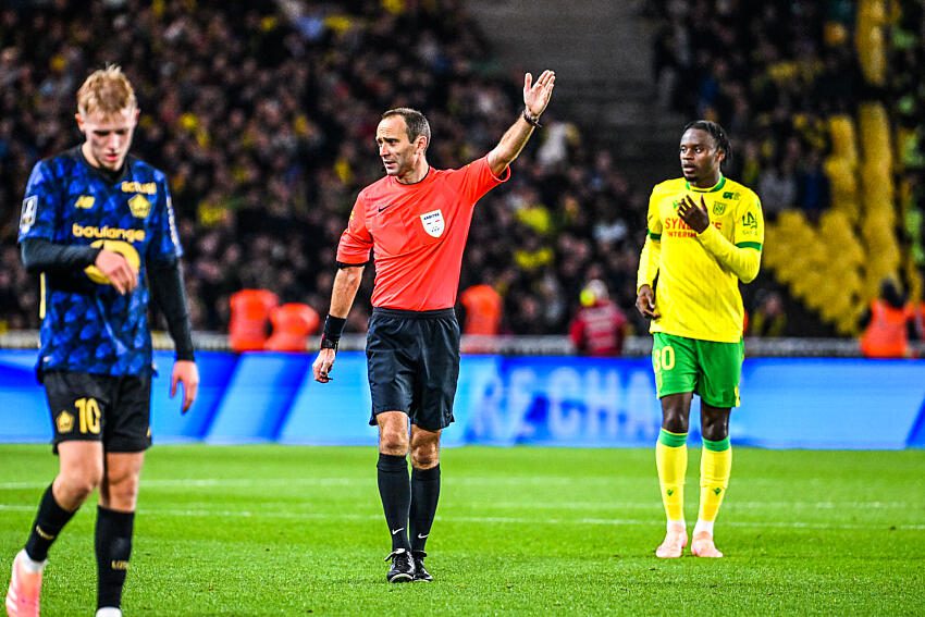 L’arbitre du match LOSC – FC Nantes a déjà arbitré le match aller