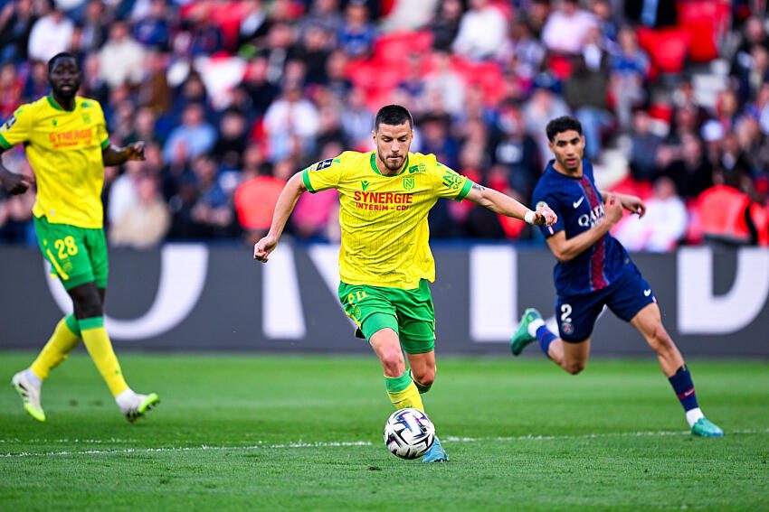 « Il va falloir gagner des matchs » : Guilbert abattu après la défaite contre le PSG (3-0)