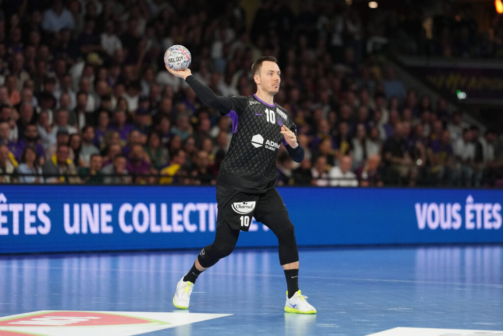 Méconnaissable devant son public, le HBC Nantes se fait écraser par le Vardar Skopje (27-33)